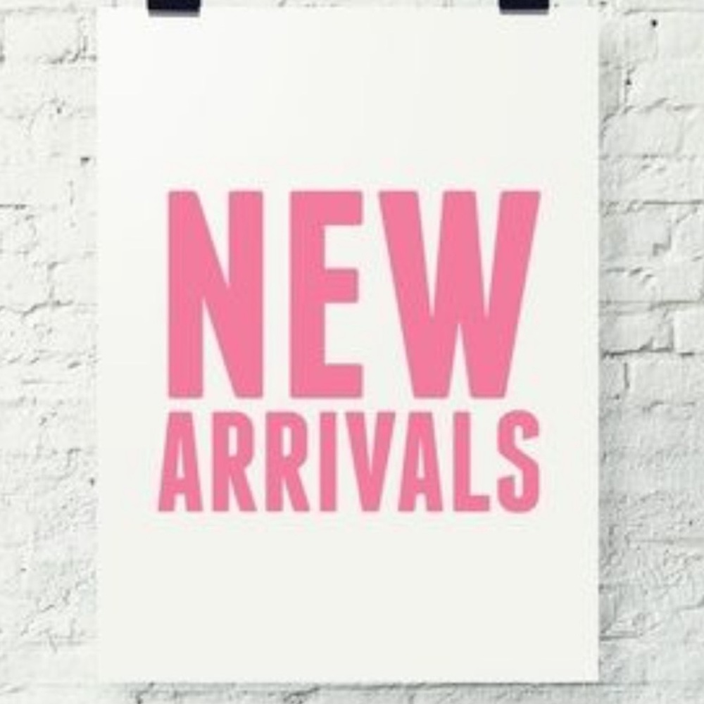 New listings added to my closet!!! 🛍️🛍️🛍️